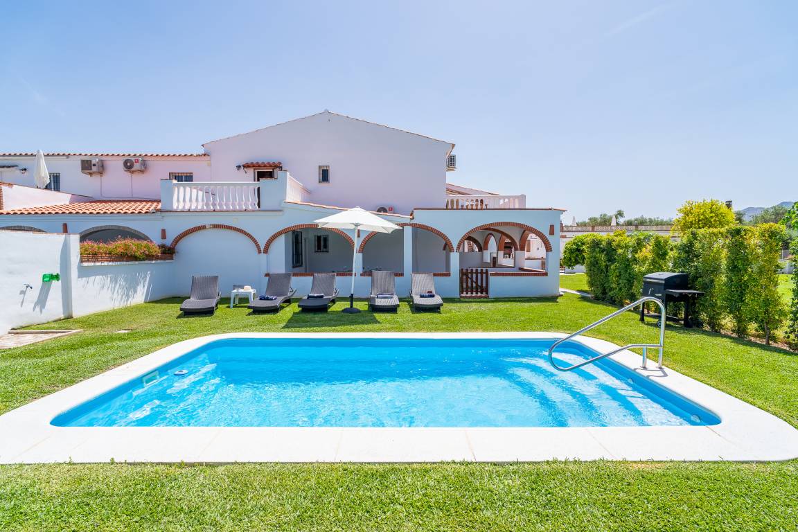 900 M² Casa Rural ∙ 19 Habitaciones ∙ 38 Huéspedes - Provincia de Málaga, España