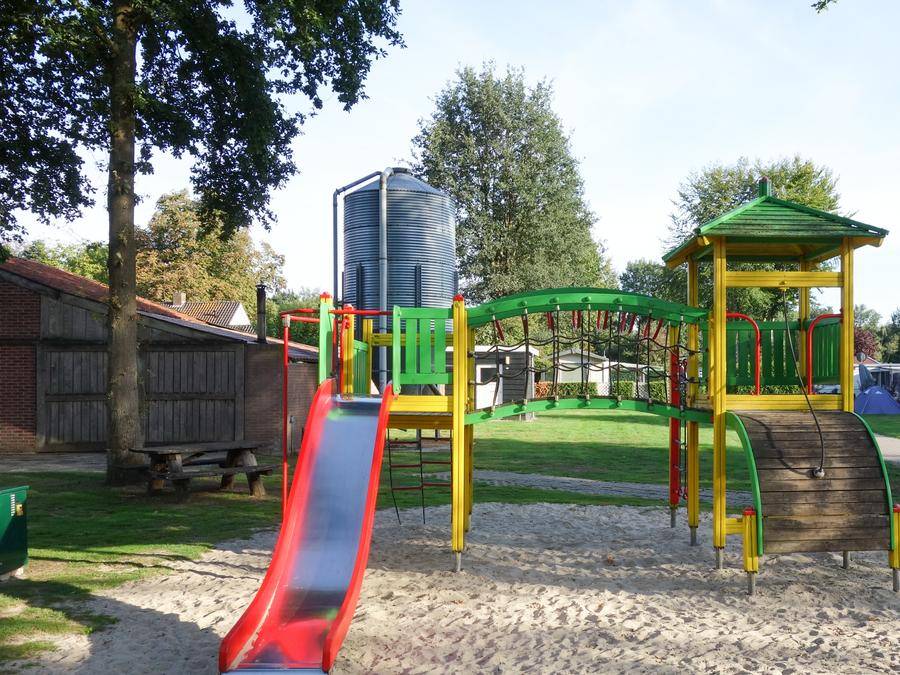 25 M² Tent ∙ 2 Bedrooms ∙ 4 Guests - Overijssel