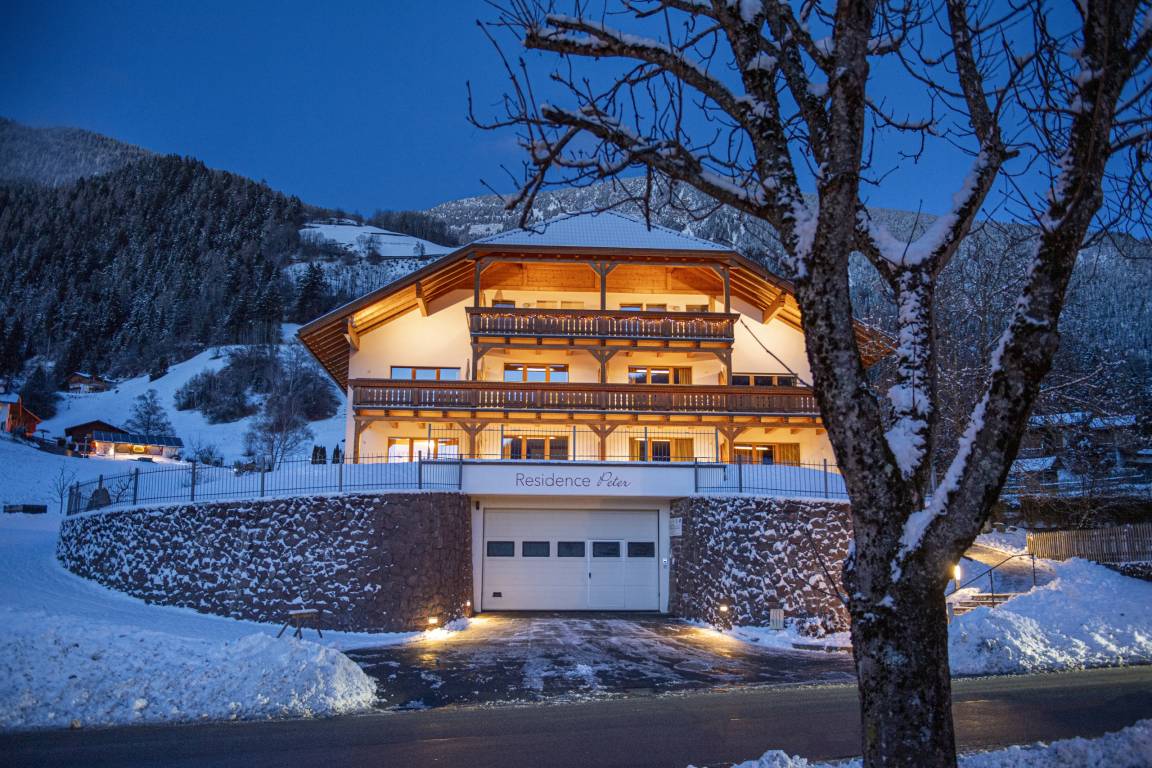 82 M² Appartamento Vacanza ∙ 2 Camere Da Letto ∙ 4 Ospiti - Ortisei