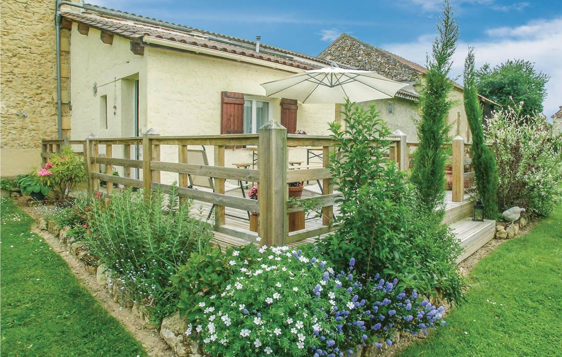 70 M² Maisonette ∙ 2 Bedrooms ∙ 4 Guests - Loire Valley