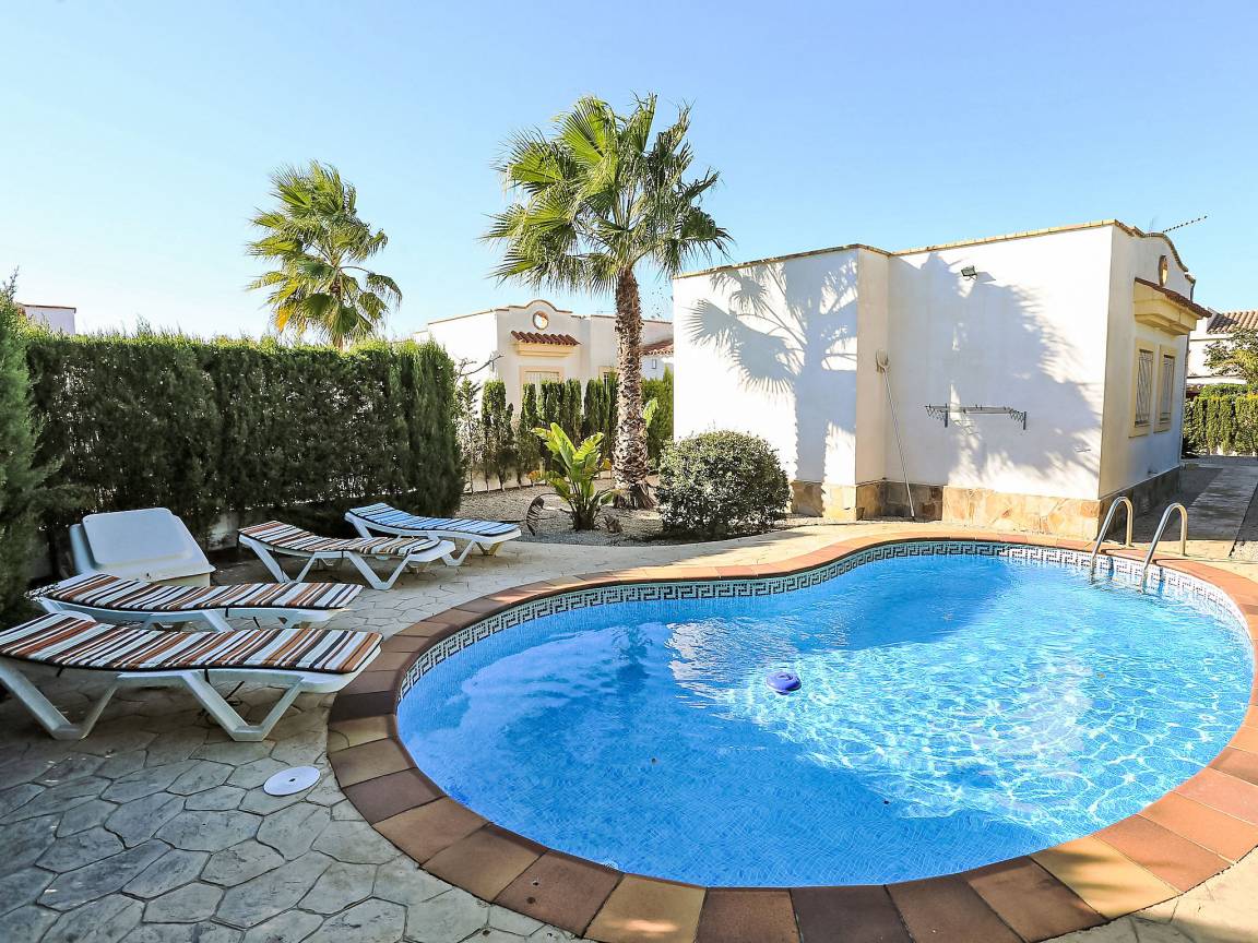89 M² Casa ∙ 3 Habitaciones ∙ 6 Huéspedes - Riumar