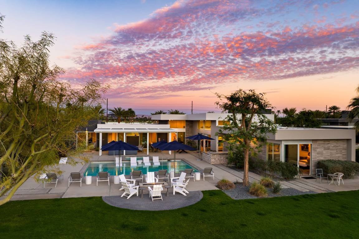 323 M² House ∙ 5 Bedrooms ∙ 12 Guests - La Quinta, CA