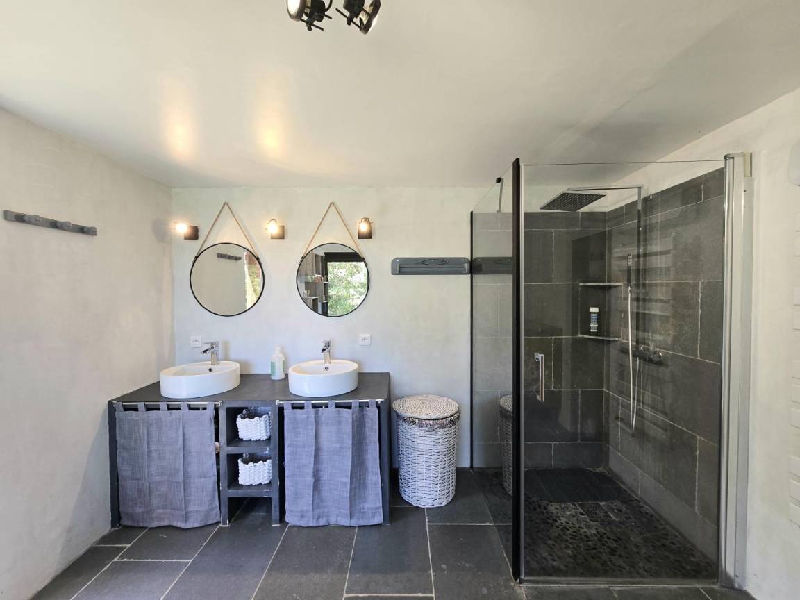 102 m² Gîte ∙ 2 Schlafzimmer ∙ 4 Gäste – Bild 10