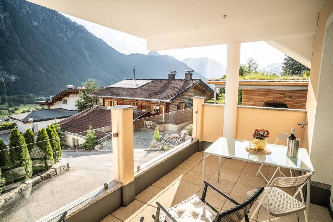 60 M² Appartement ∙ 2 Slaapkamers ∙ 4 Gasten - Maurach