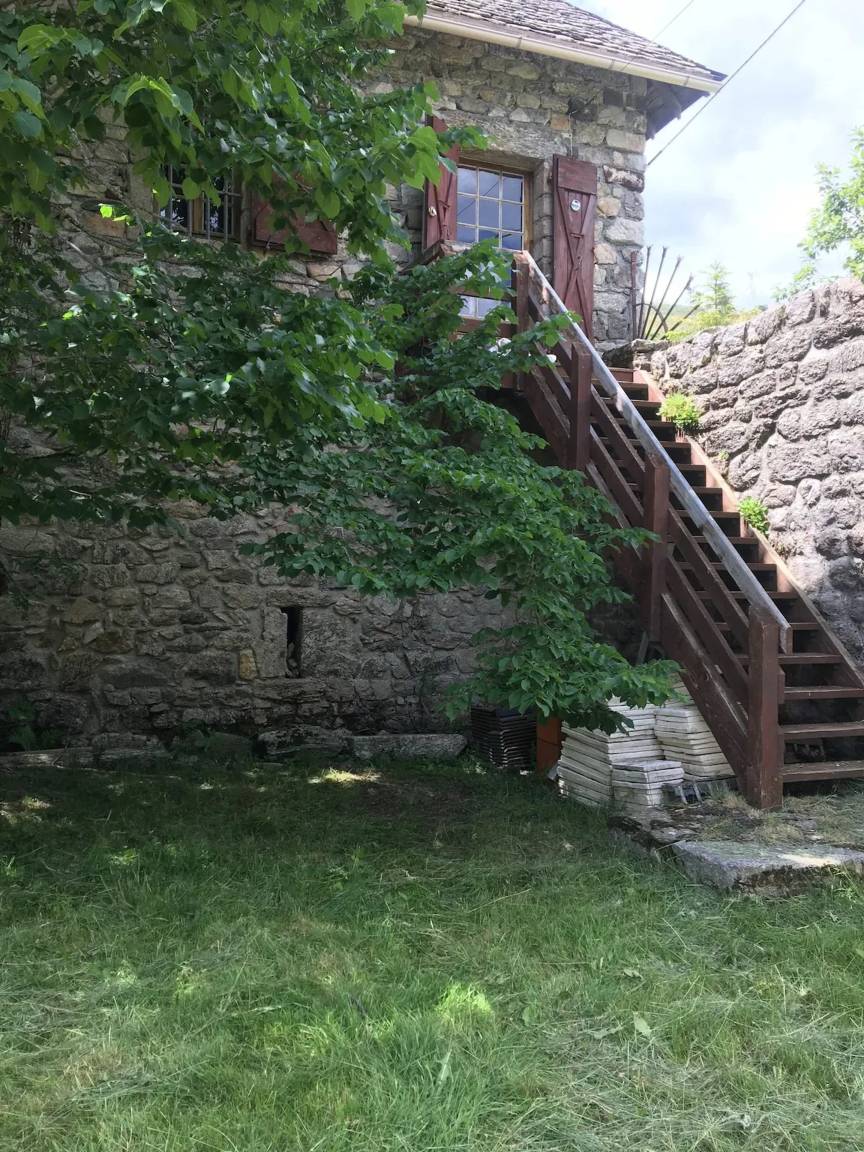 70 M² Ferienhaus ∙ 1 Schlafzimmer ∙ 5 Gäste - Ardèche
