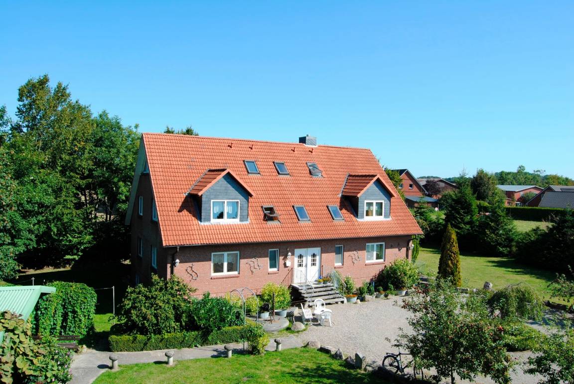 45 m² Ferienwohnung ∙ 1 Schlafzimmer ∙ 3 Gäste – Bild 12