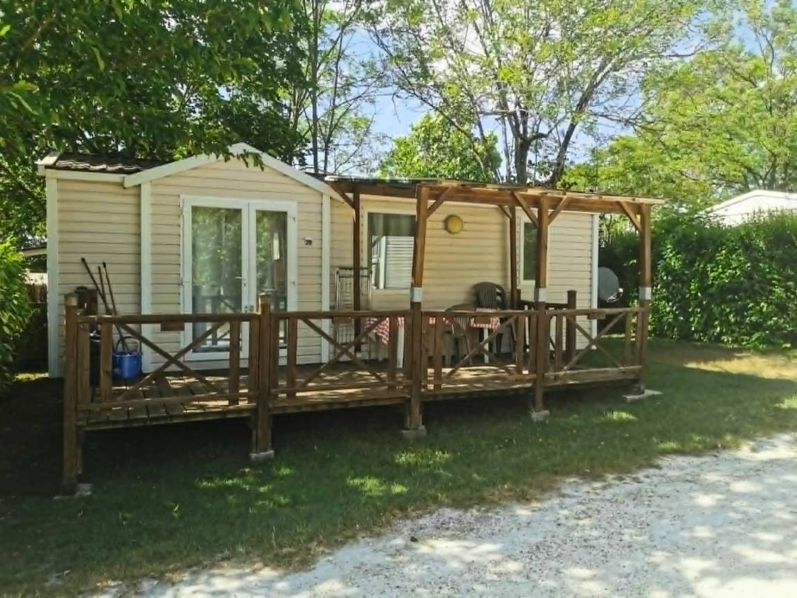 32 M² Mobil-home ∙ 2 Chambres ∙ 6 Personnes - Dordogne