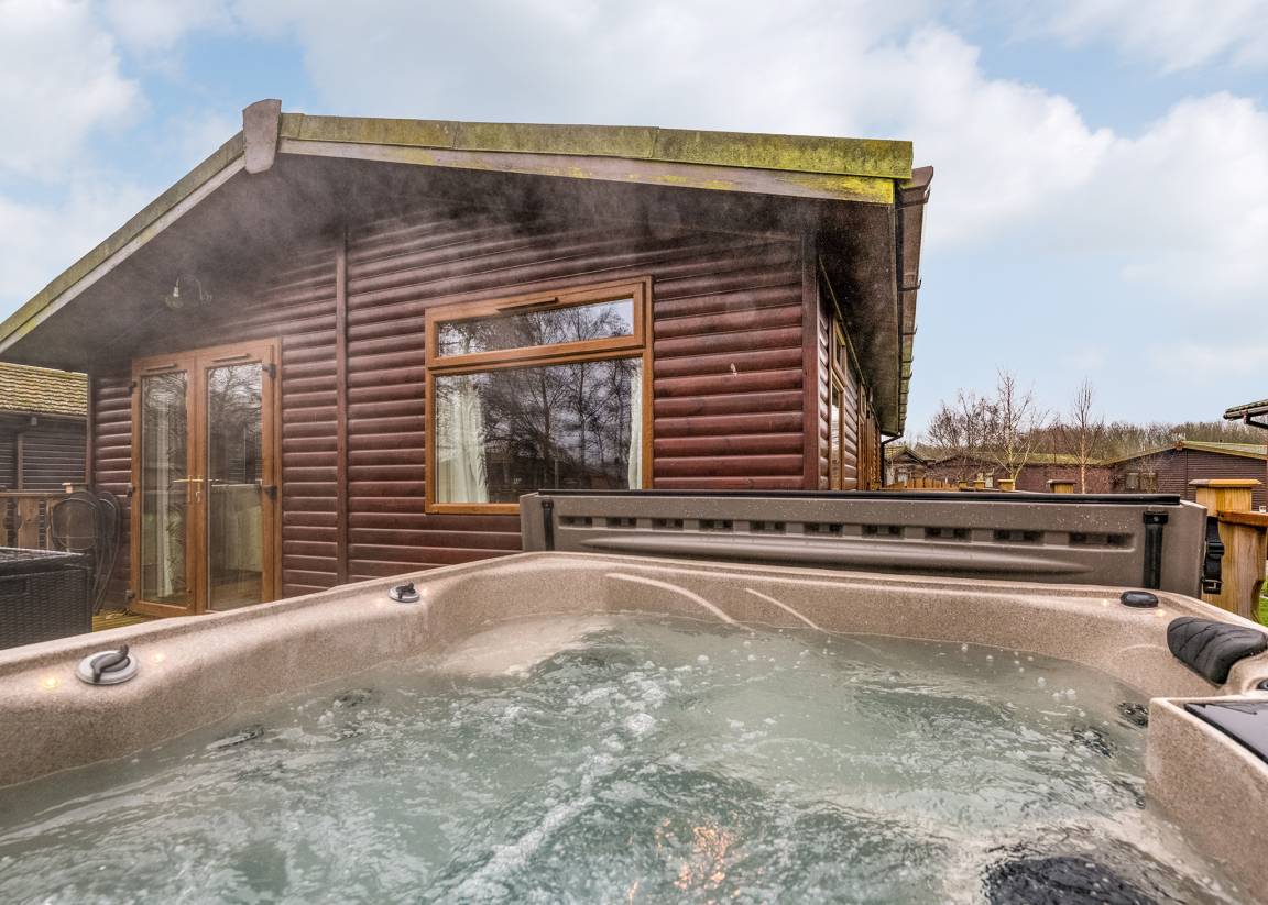 Chalet ∙ 2 Bedrooms ∙ 4 Guests - Cumbria