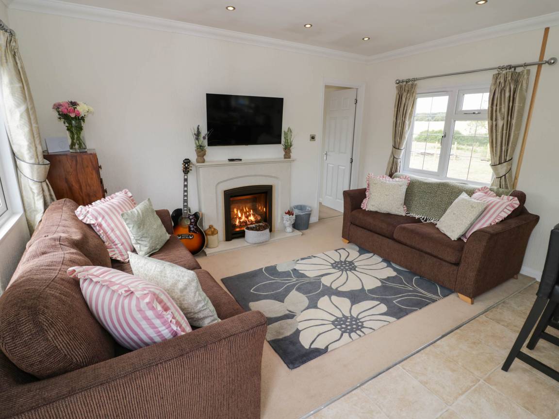 Cottage ∙ 2 Bedrooms ∙ 4 Guests - Northamptonshire
