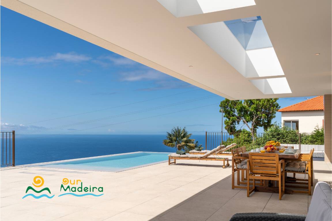 300 M² Villa ∙ 3 Slaapkamers ∙ 6 Gasten - Calheta