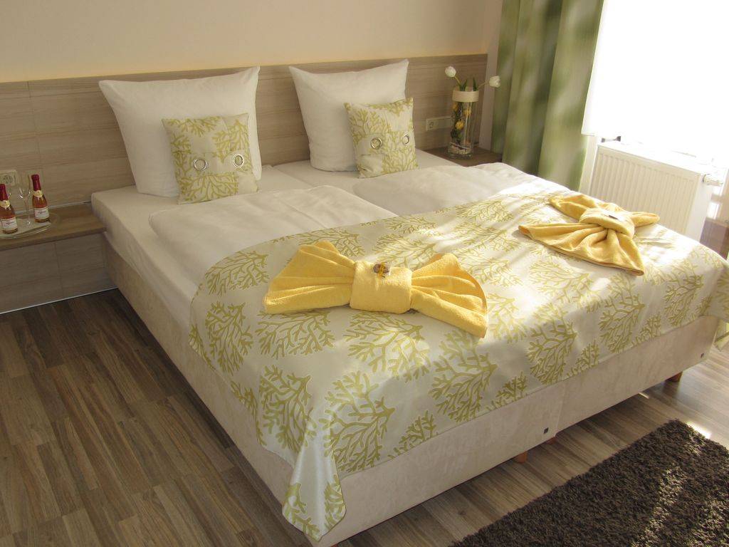 20 M² Hotel ∙ 1 Habitación ∙ 4 Huéspedes - Cottbus