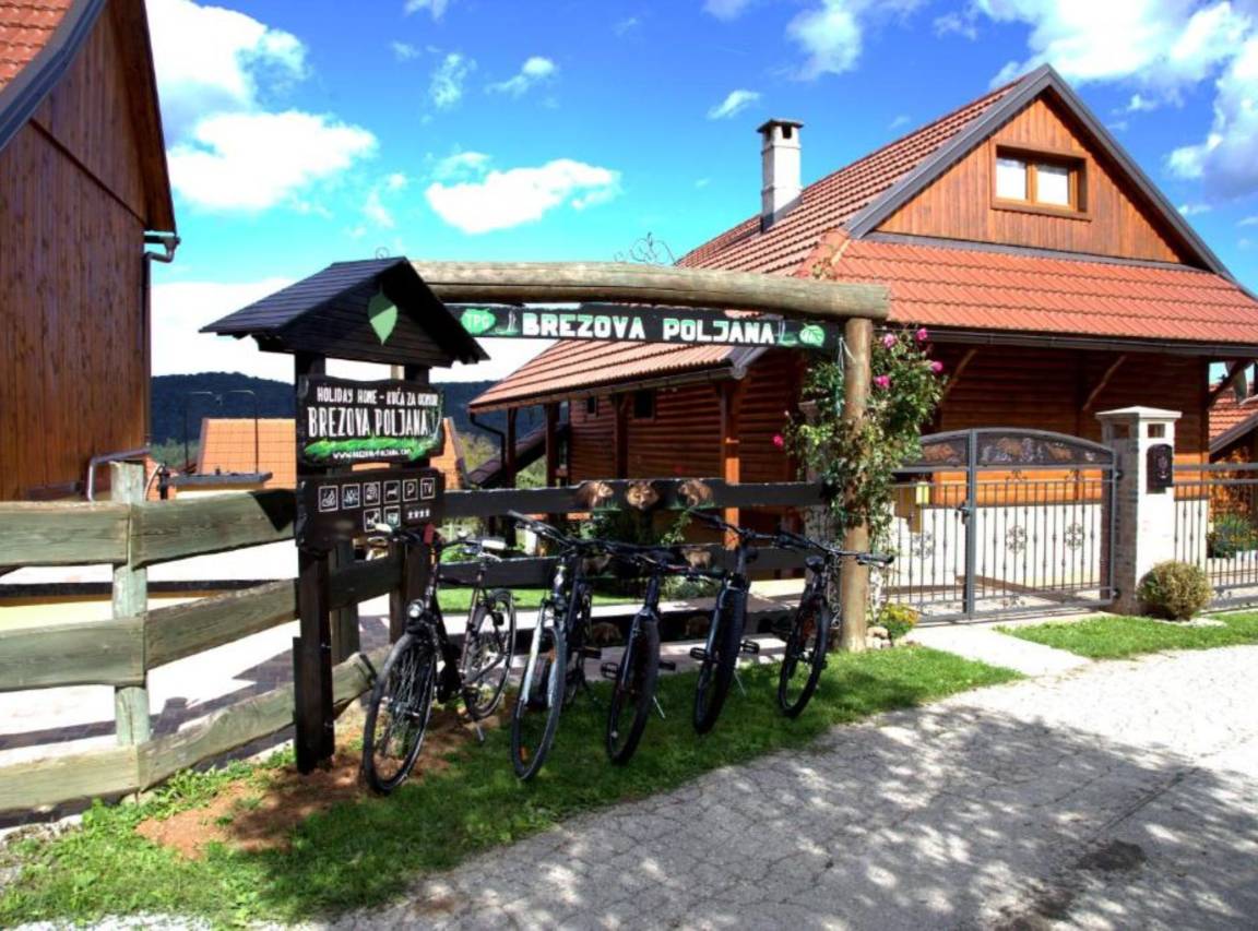 150 M² Maison De Vacances ∙ 5 Chambres ∙ 12 Personnes - Ogulin