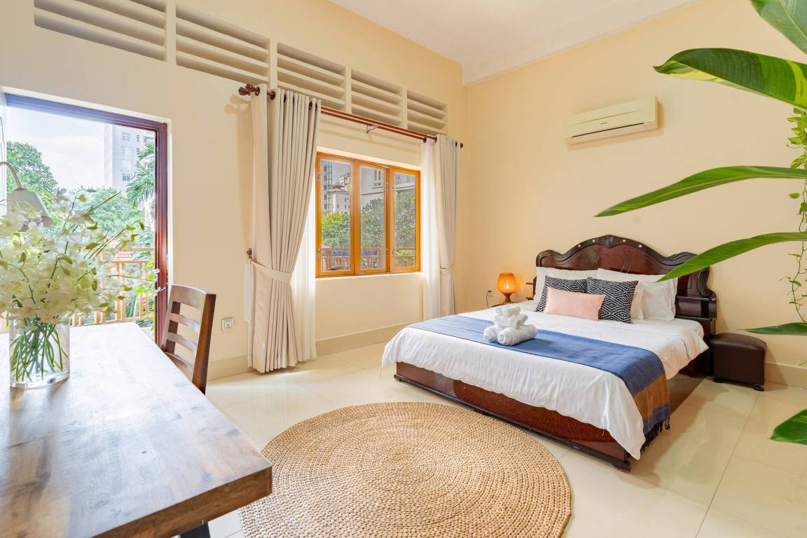 78 M² Apartamento ∙ 2 Habitaciones ∙ 1 Huésped - Nom Pen