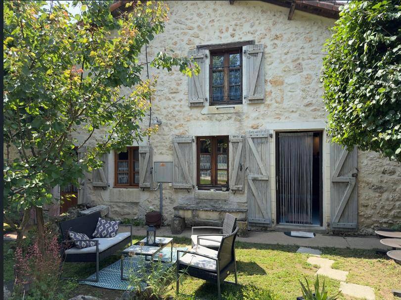 120 m&sup2; G&icirc;te 3 Schlafzimmer 6 G&auml;ste