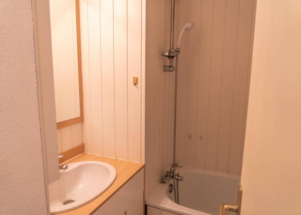 30 m² Studio ∙ 1 Schlafzimmer ∙ 6 Gäste – Bild 6