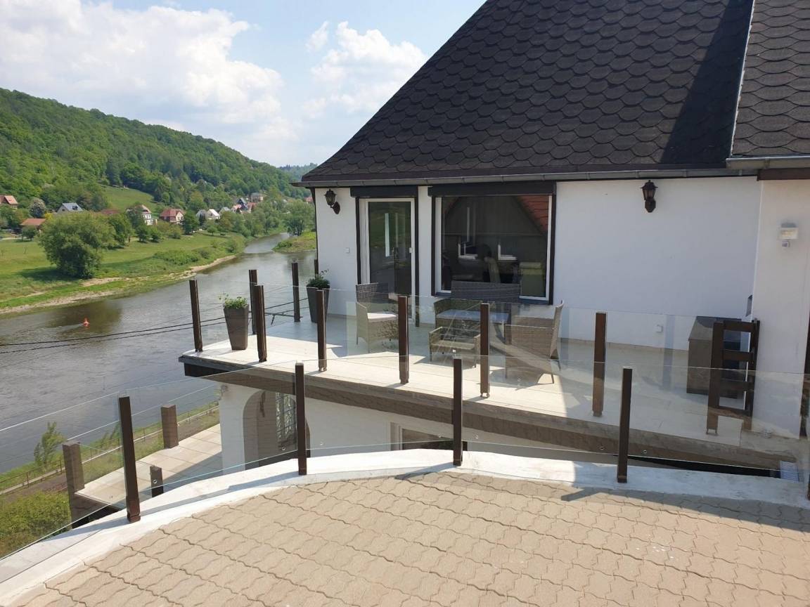 80 m² Ferienhaus ∙ 1 Schlafzimmer ∙ 5 Gäste – Bild 2