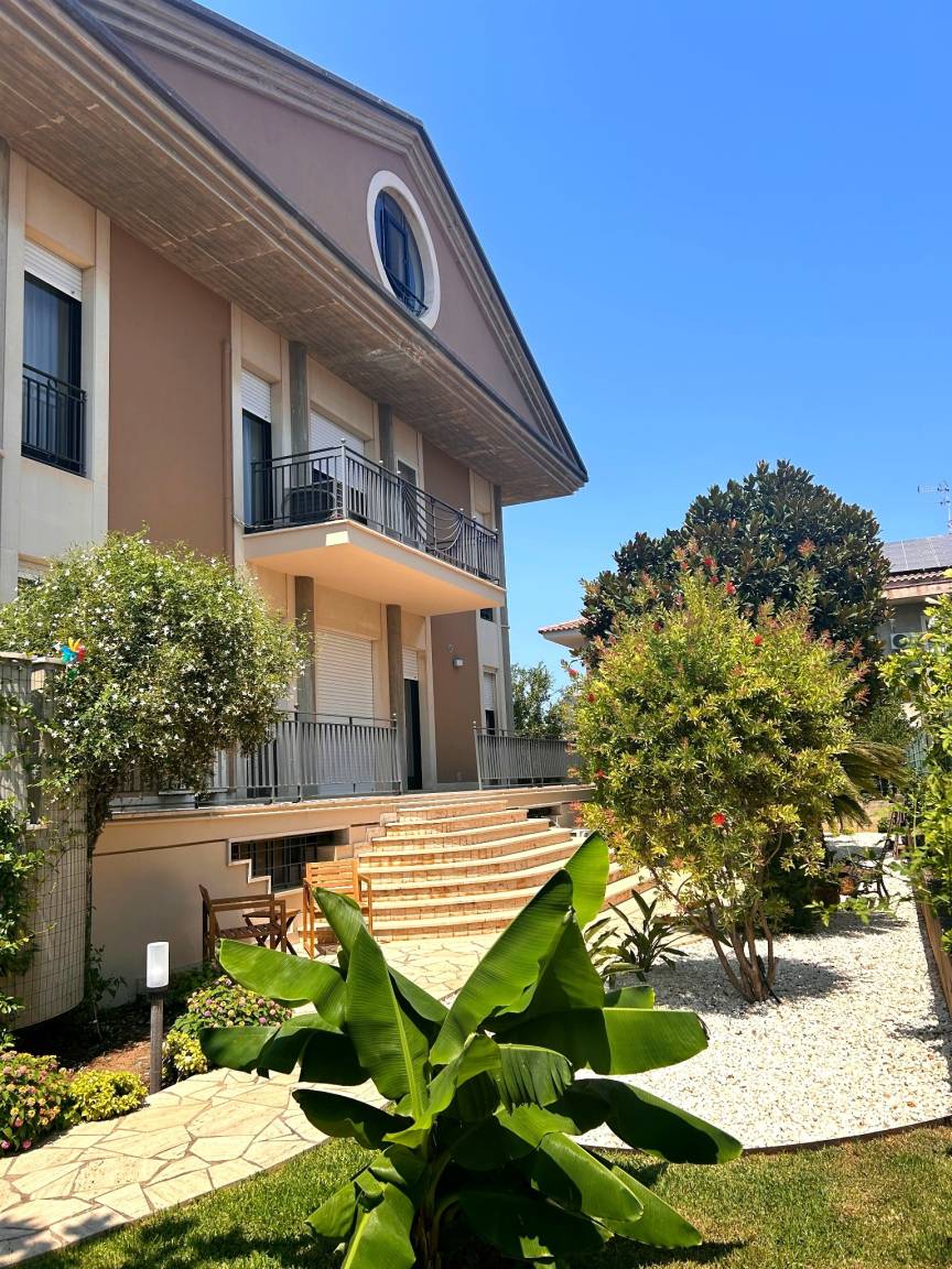 Apartment ∙ 2 Bedrooms ∙ 1 Guest - Avola