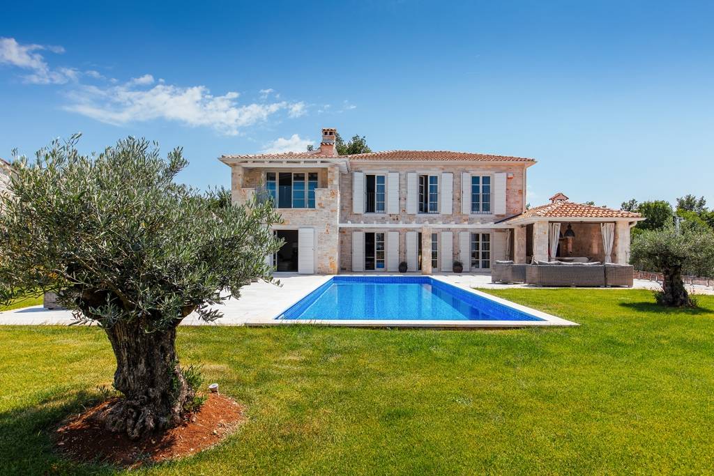 200 M² Villa ∙ 4 Chambres ∙ 8 Personnes - Rovinj