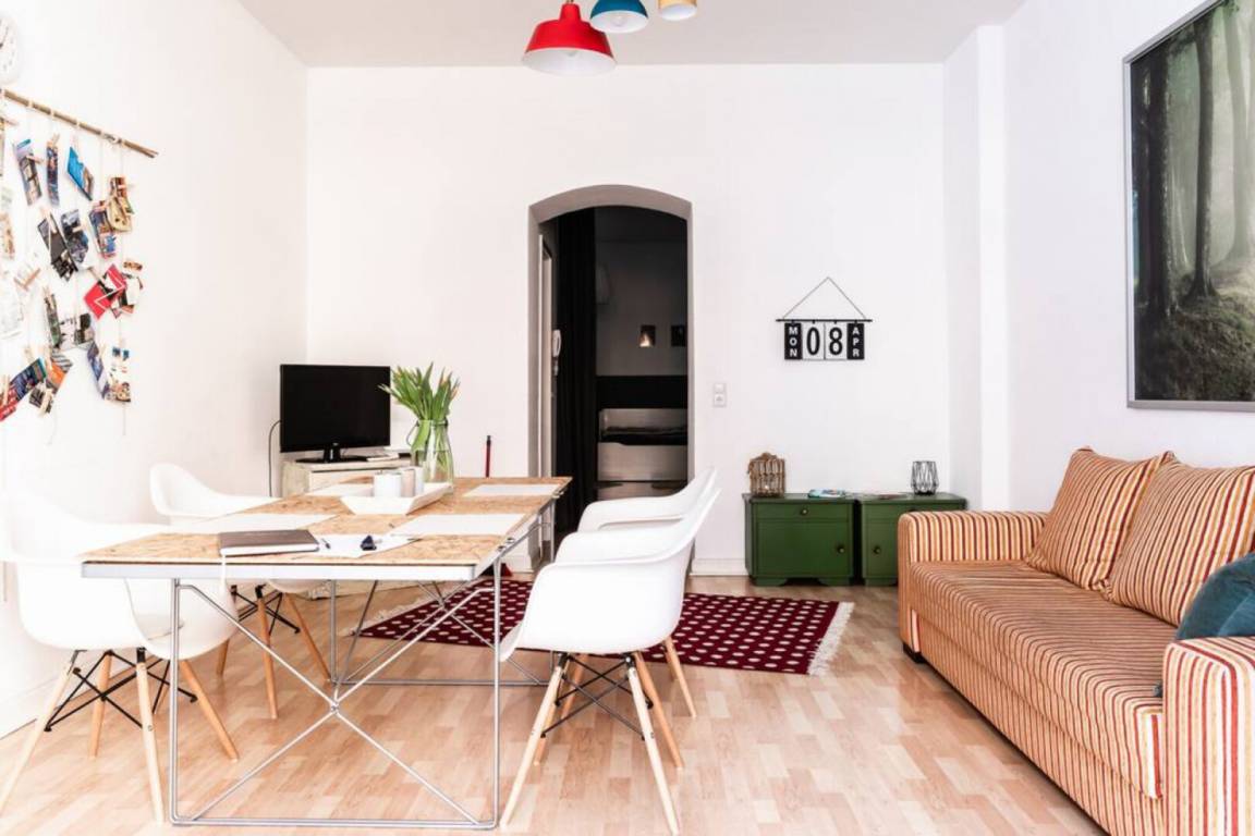 61 M² Apartment ∙ 1 Bedroom ∙ 4 Guests - Berlin