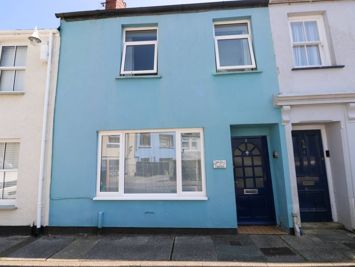 Cottage ∙ 3 Bedrooms ∙ 8 Guests - Saundersfoot
