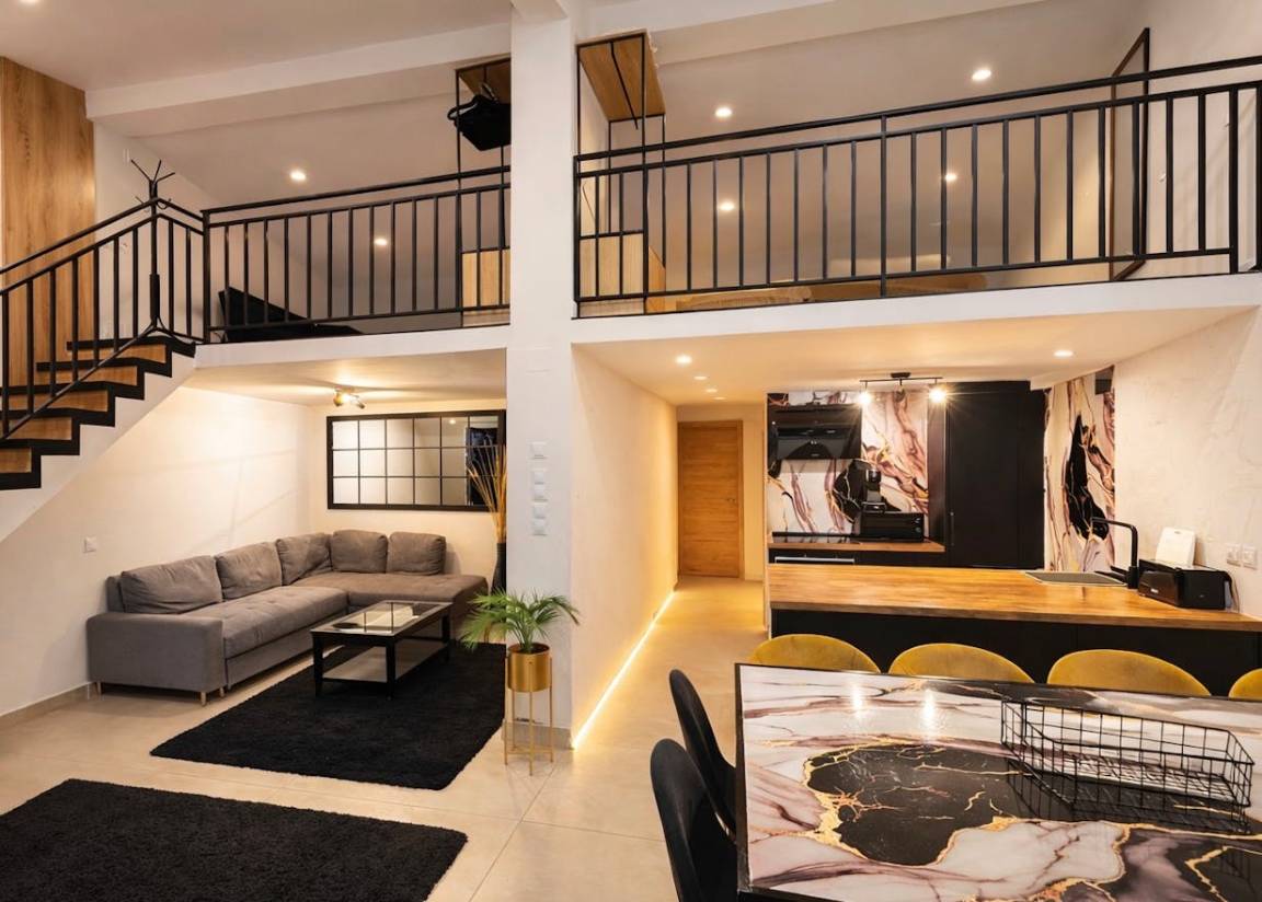 110 M² House ∙ 5 Bedrooms ∙ 14 Guests - Getafe