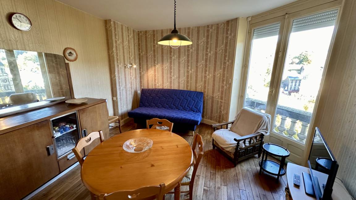 47 M² Apartment ∙ 1 Bedroom ∙ 6 Guests - La Bourboule