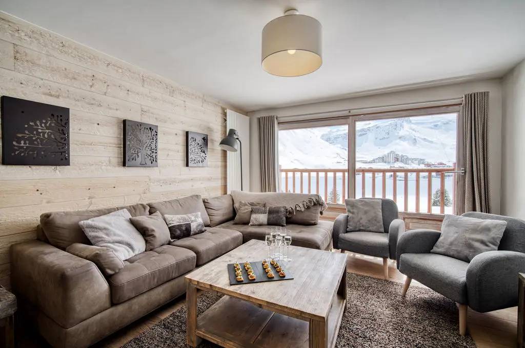 100 M² Chalet ∙ 4 Bedrooms ∙ 8 Guests - Val Claret
