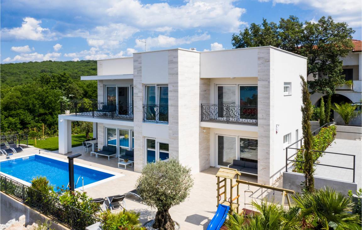 176 M² Casa ∙ 4 Habitaciones ∙ 8 Huéspedes - Njivice