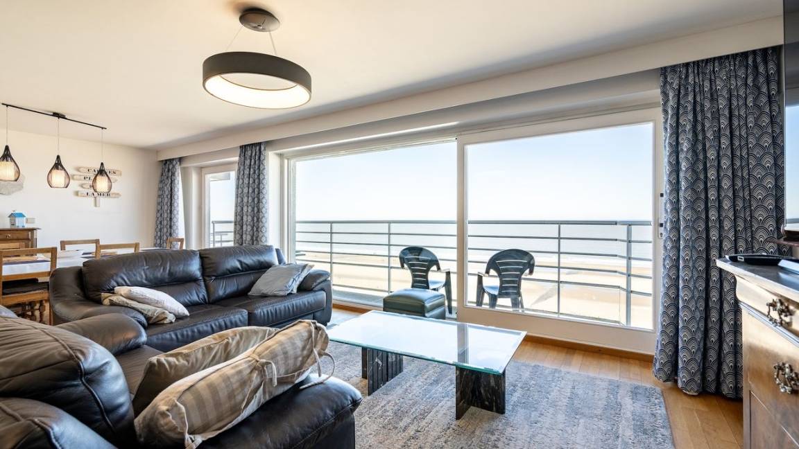 95 M² Appartement ∙ 3 Slaapkamers ∙ 6 Gasten - Blankenberge