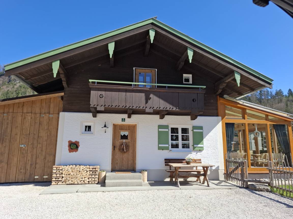 100 M² Huis ∙ 3 Slaapkamers ∙ 6 Gasten - Waidring