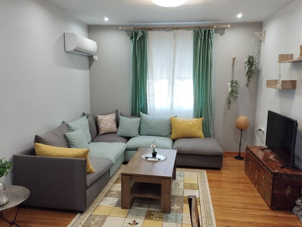 73 M² Apartment ∙ 2 Bedrooms ∙ 4 Guests - Athens
