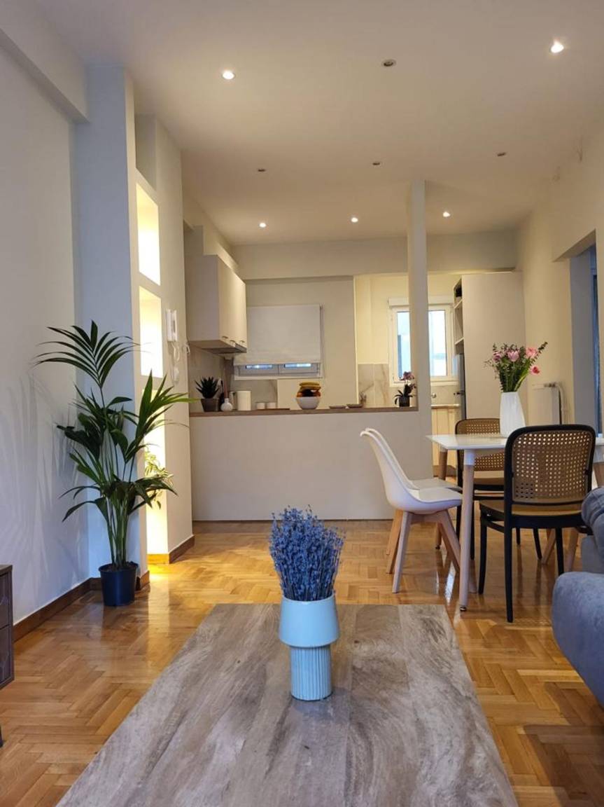 70 M² Apartment ∙ 2 Bedrooms ∙ 4 Guests - Athens