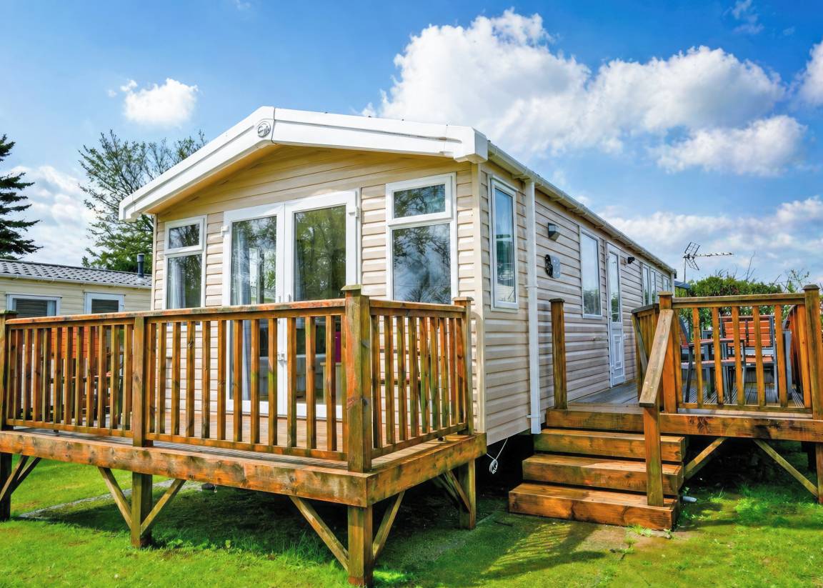 Caravan ∙ 3 Bedrooms ∙ 6 Guests - Tenby