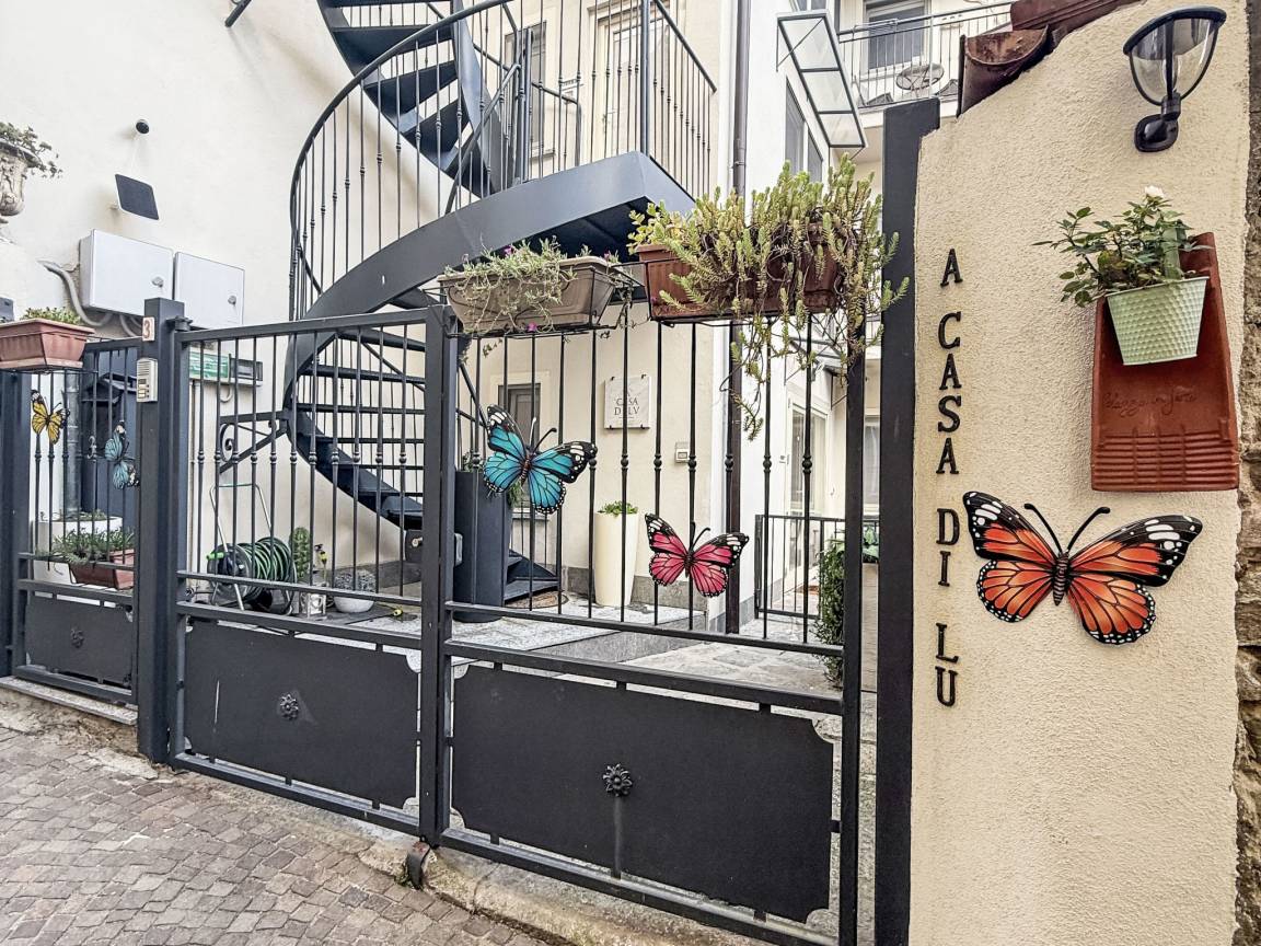 30 M² Appartamento Vacanza ∙ 1 Camera Da Letto ∙ 3 Ospiti - Orta San Giulio
