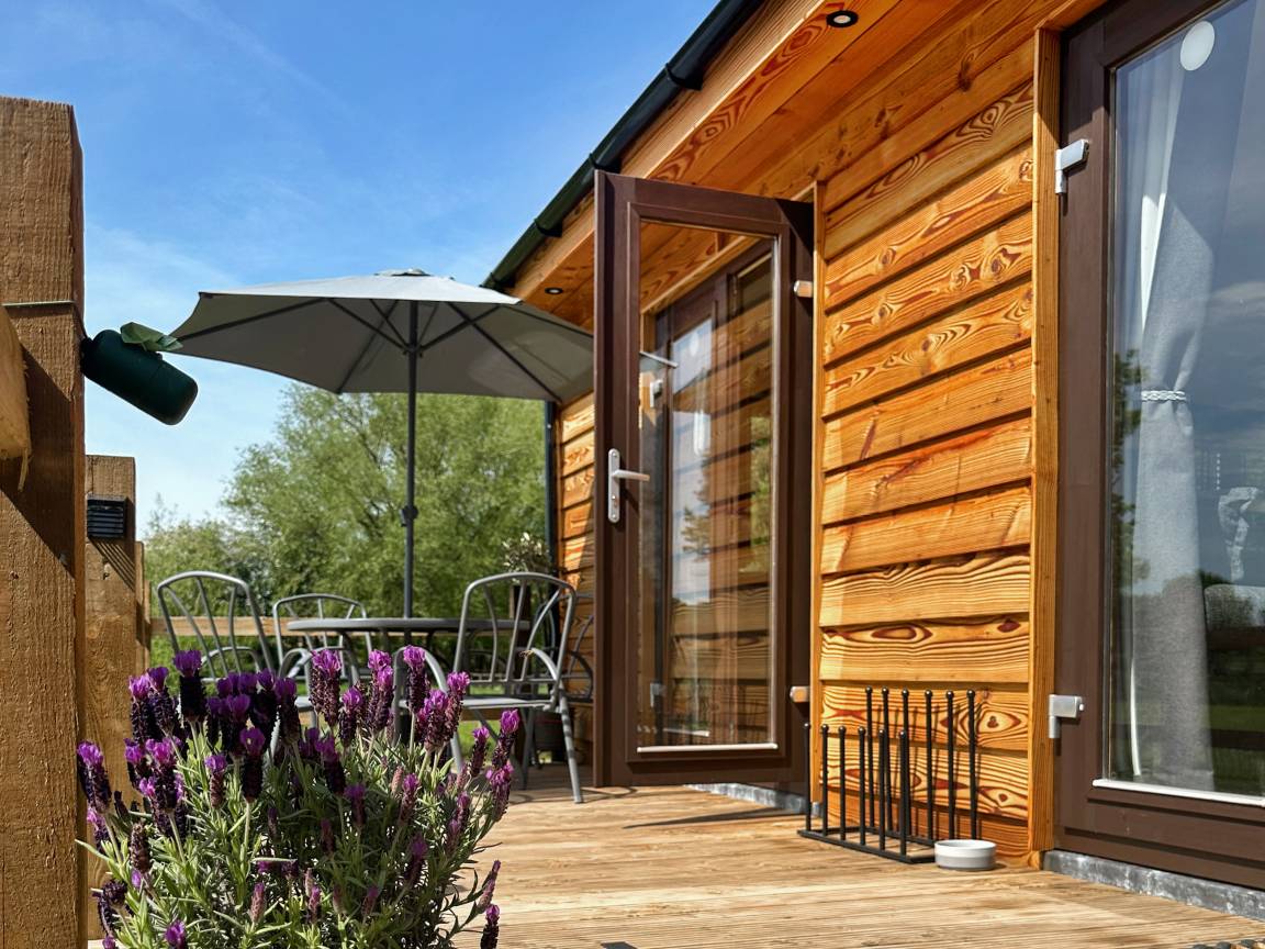 Cottage ∙ 2 Bedrooms ∙ 4 Guests - Stourport-on-Severn