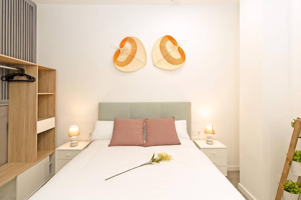110 M² Ferienwohnung ∙ 3 Schlafzimmer ∙ 8 Gäste - Valencia