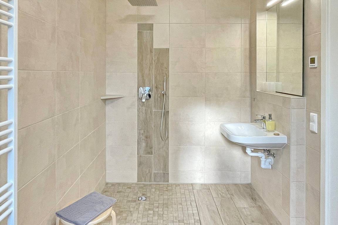 56 m² Ferienwohnung ∙ 2 Schlafzimmer ∙ 4 Gäste – Bild 13