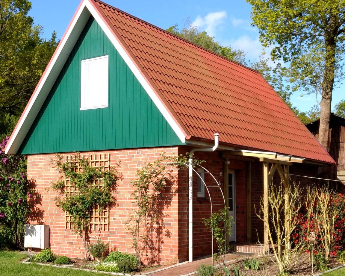 52 M² Huis ∙ 2 Slaapkamers ∙ 3 Gasten - Hechthausen