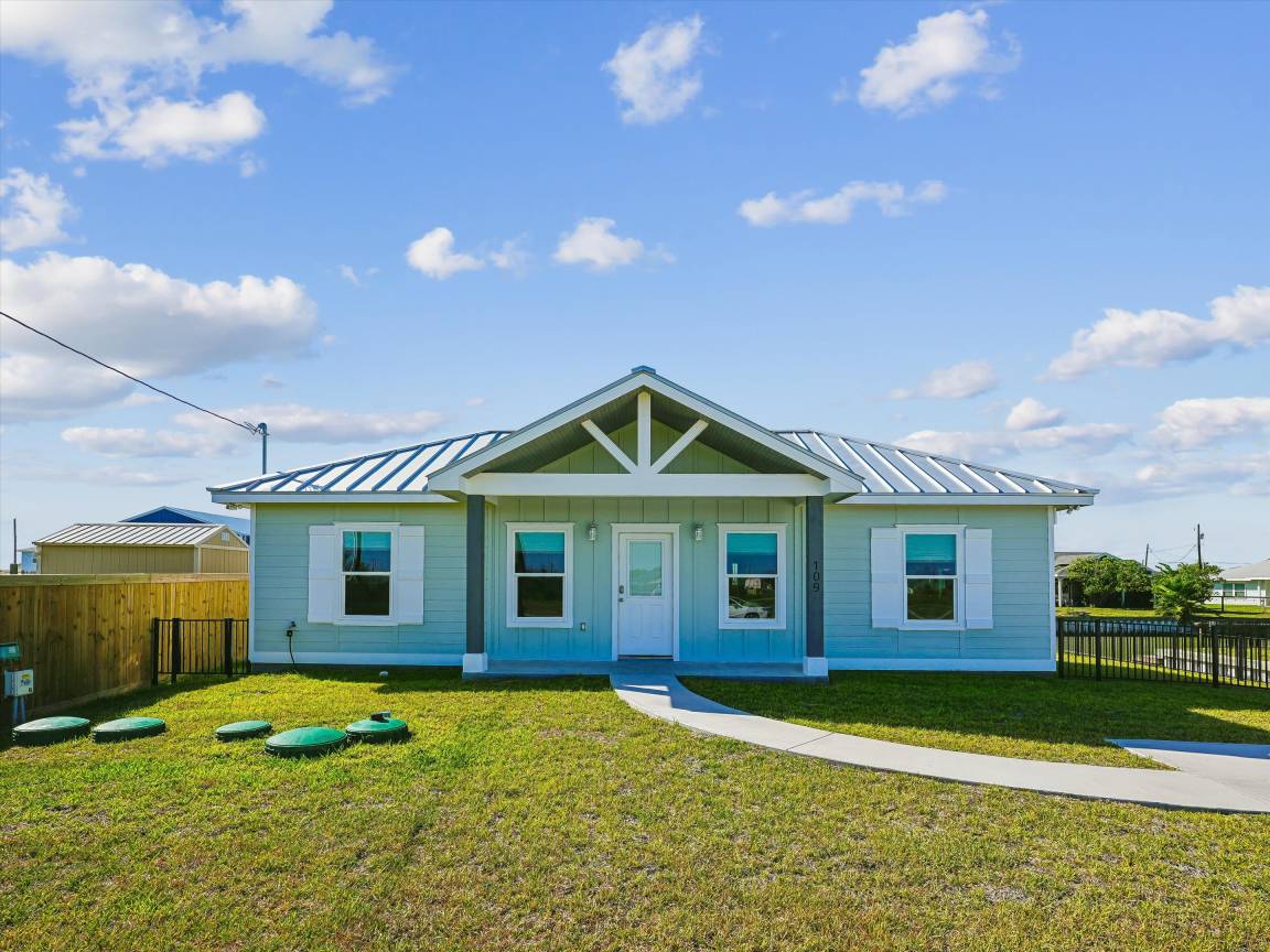 84 M² Talo ∙ 2 Makuuhuonetta ∙ 4 Vierasta - Bayside, TX