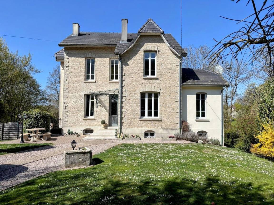 161 M² Cottage ∙ 4 Chambres ∙ 10 Personnes - Sainte-Menehould