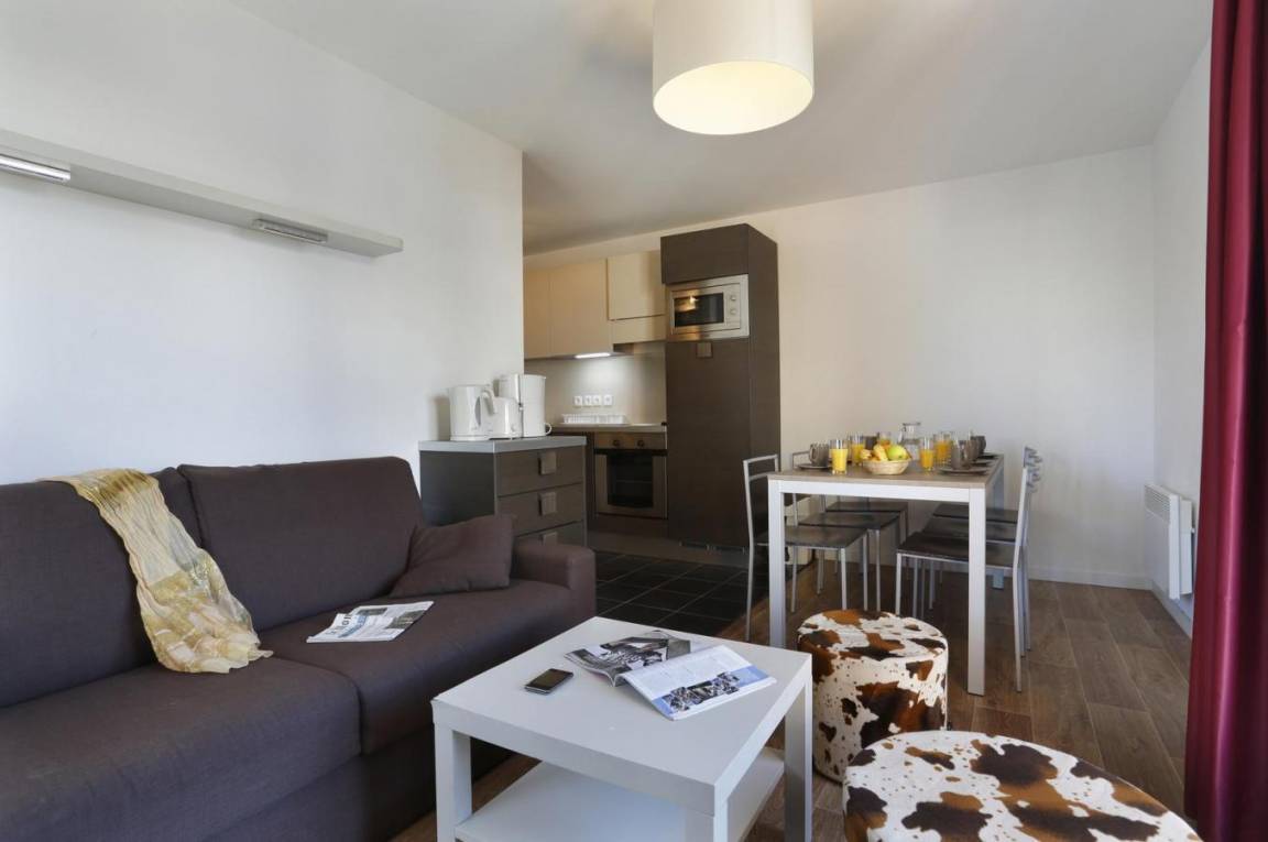 75 m² Ferienwohnung ∙ 3 Schlafzimmer ∙ 8 Gäste – Bild 9