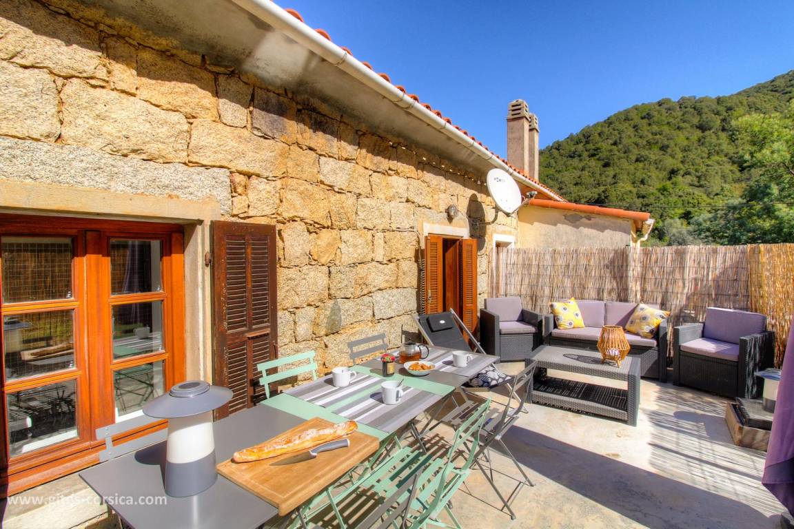 110 m&sup2; G&icirc;te 3 Schlafzimmer 6 G&auml;ste