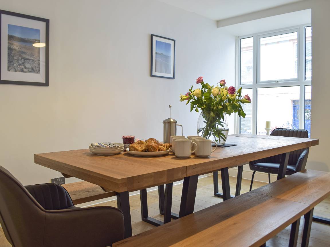 Cottage ∙ 5 Bedrooms ∙ 8 Guests - New Quay