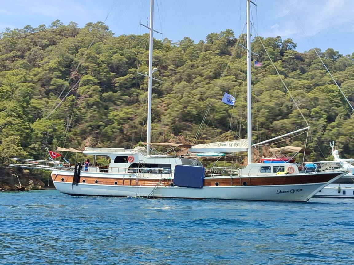 32 M² Casa Flotante ∙ 8 Habitaciones ∙ 16 Huéspedes - Marmaris
