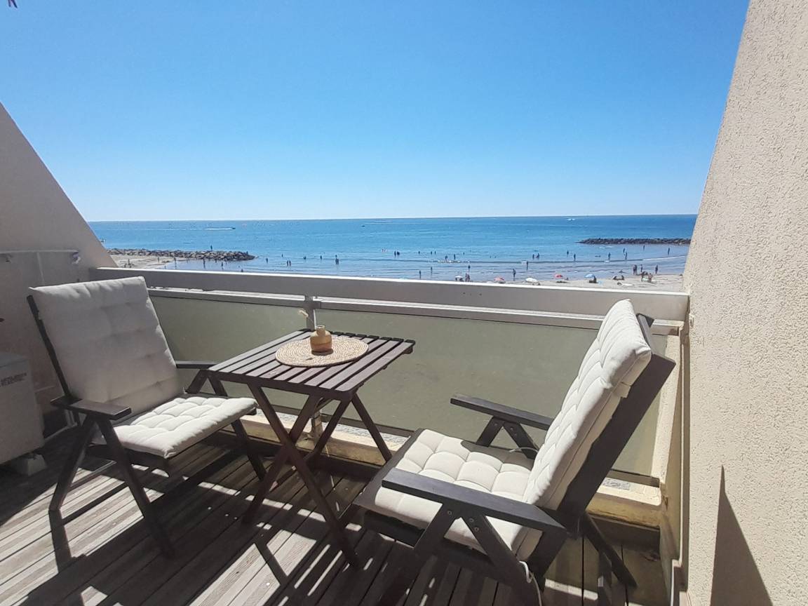 25 M² Studio ∙ 1 Chambre ∙ 2 Personnes - Carnon