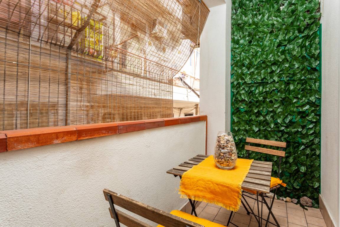 65 M² Apartament ∙ 1 Sypialnia ∙ 6 Gości - Naxos