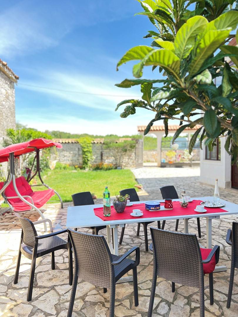 82 M² Apartment ∙ 2 Bedrooms ∙ 5 Guests - Peroj