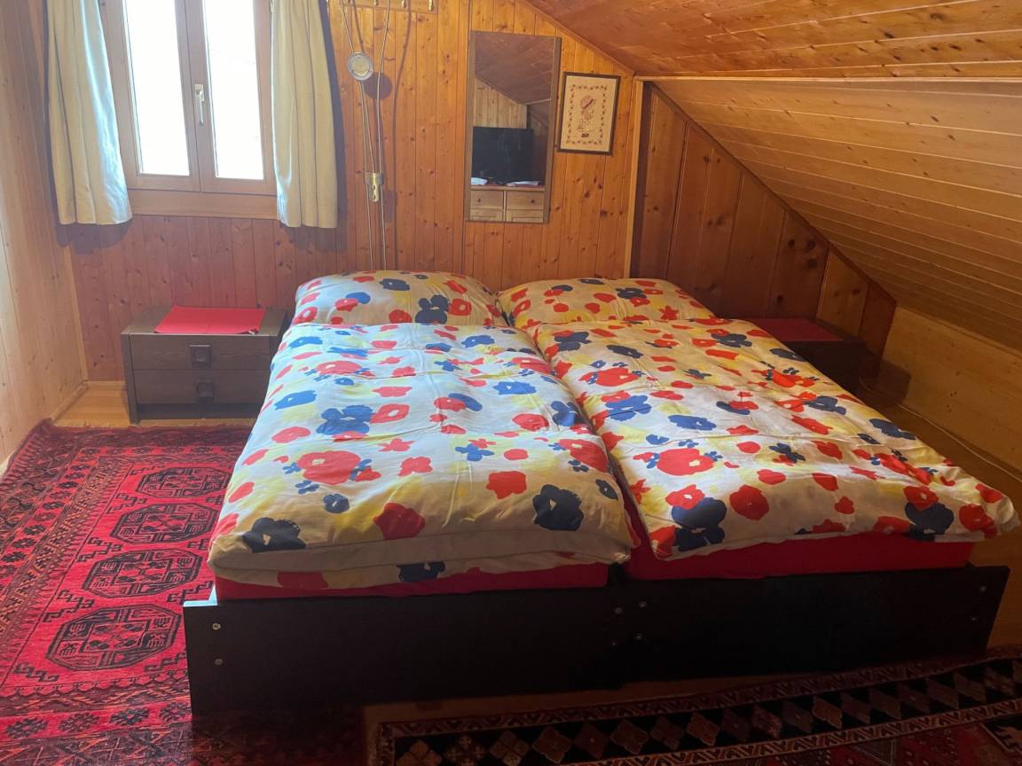 Ferienwohnung ∙ 6 Schlafzimmer ∙ 12 Gäste - Obersaxen