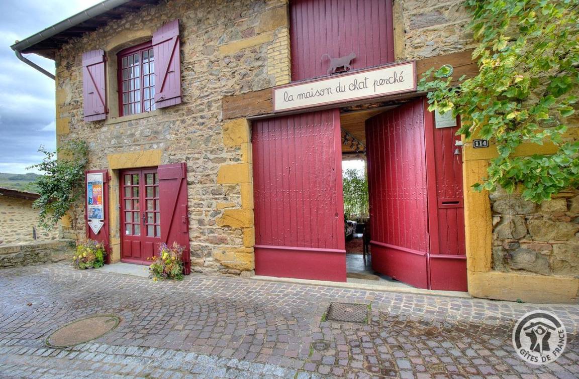140 m&sup2; G&icirc;te 3 Schlafzimmer 6 G&auml;ste