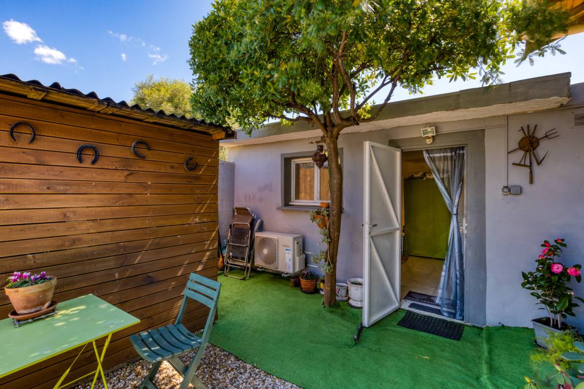 21 M² Appartement ∙ 1 Chambre ∙ 2 Personnes - Frontignan